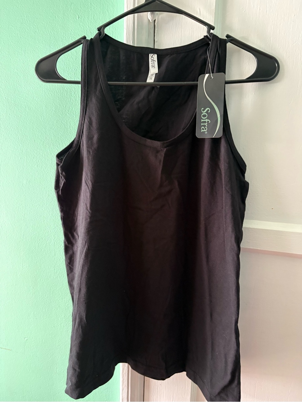 Sofra Black Scoop Neck Tank Top